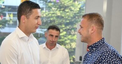 Part 2 ILIĆ-STANIVUKOVIĆ; Evo kako glume neprijatelje a rade sve jedan za drugog