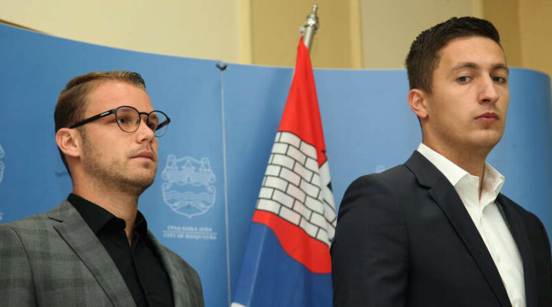ILIĆ & STANIVUKOVIĆ: Milioni iz GRADSKE KASE za “opšte dobro” VIDEO