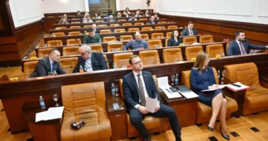 ISTI INTERES, RAZLIČITE PRIČE: Kvadrati spajaju Banjalučki SNSD i Stanivukovića