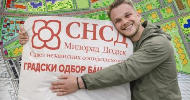 POTVRĐENO: Stanivuković i BL SNSD potpuno isti – samo ih zanimaju kvadrati i novac