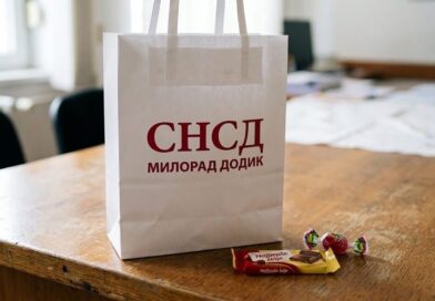 SNSD Banja Luka dotakao samo dno – poniženje žena za 8. mart