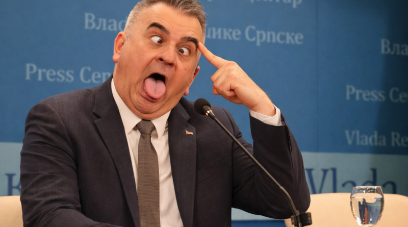 Istitucije pretvorene u cirkus