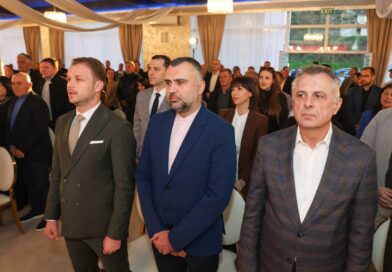 Obren lijepo od papaka skrojio Drašku odbor PSS u Doboju, po mjeri SNSD-a kao Milan Kovač u Šipovu