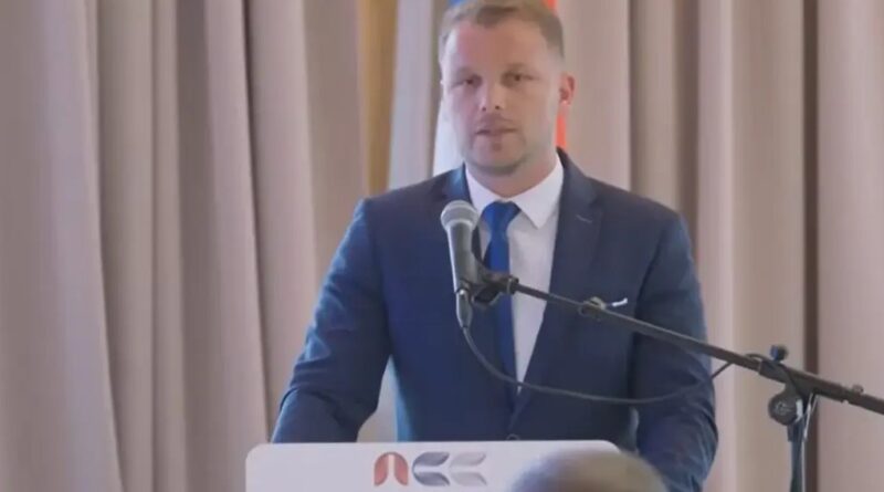 Stanivuković PONIŽAVA Blanušu