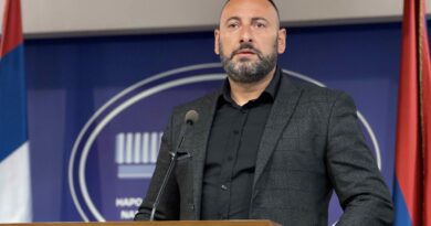 Savanović napustio Vukana i uputio pitanje: GDJE SU PARE?