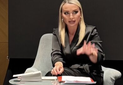 ODBILA SAM SVE PONUDE: Ostajem vjerna SNSD-u i Dodiku